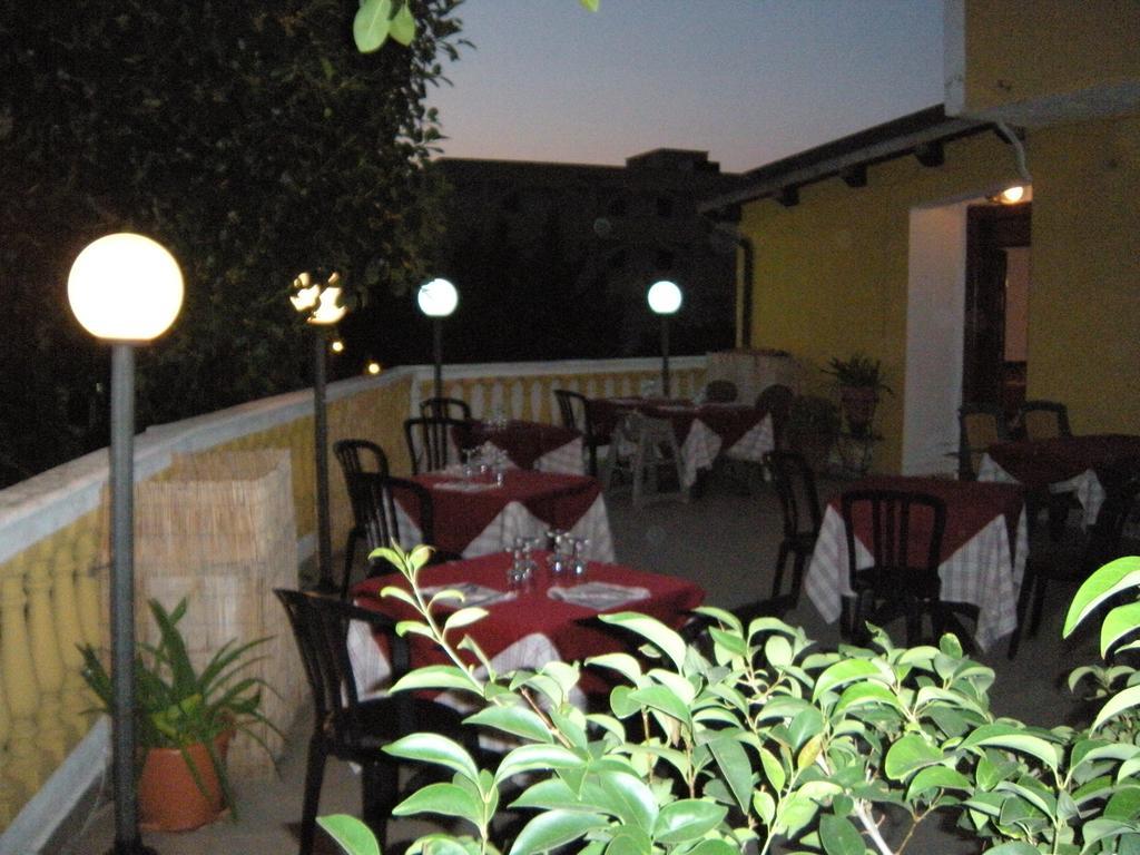 Hotel La Calabrese Isola Di Capo Rizzuto Экстерьер фото