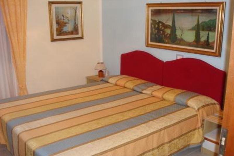 Hotel La Calabrese Isola Di Capo Rizzuto Экстерьер фото